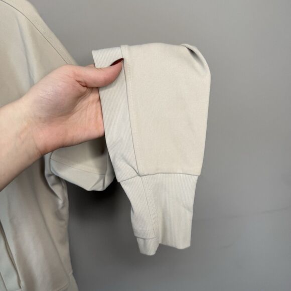 Athleta Womens Mission Hoodie Beige Pullover Thumb Holes High Low Hem Size Small - Picture 3 of 9